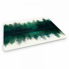 Mouse pad tree reflection